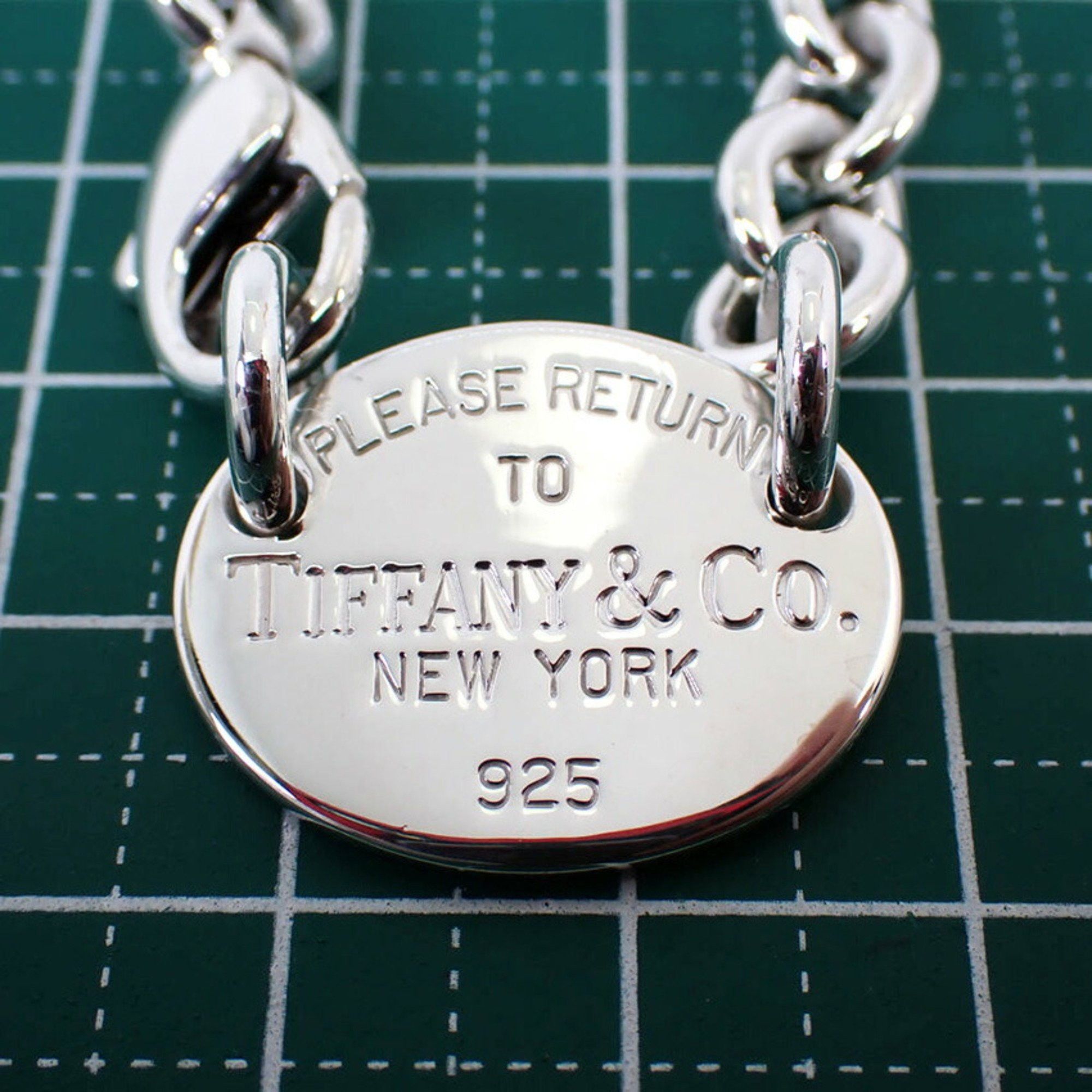 Tiffany & Co. Tiffany & Co Return to Oval necklace Size ONE SIZE - 11 Thumbnail