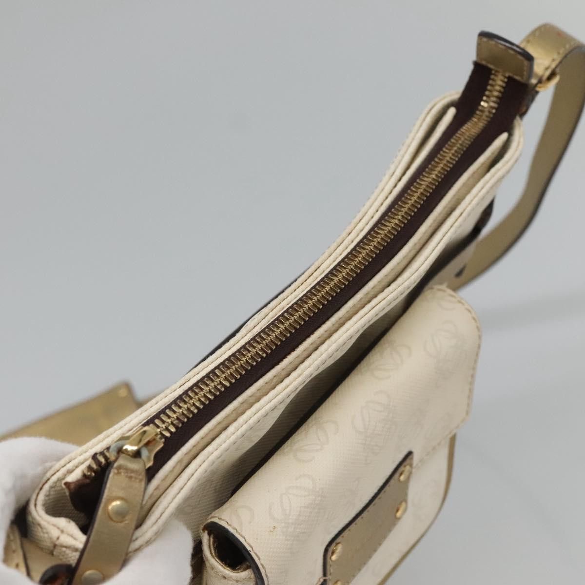 Loewe Loewe Anagram shoulder Size ONE SIZE - 16 Thumbnail