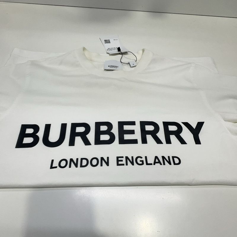 Burberry Burberry Simple Logo Short Sleeve T-Shirt 0079 Size US M / EU 48-50 / 2 - 8 Thumbnail