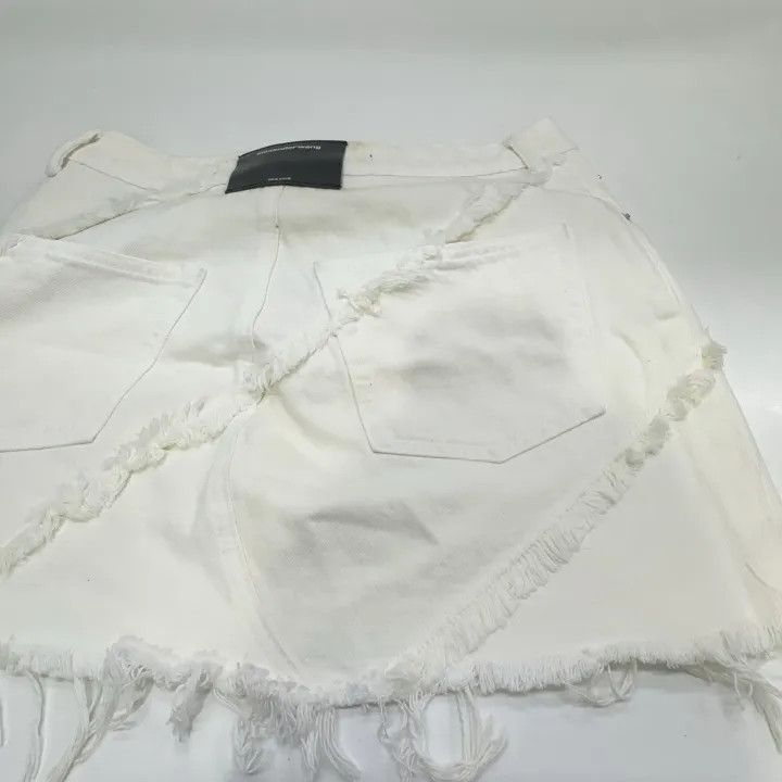 Alexander Wang Alexander Wang Casual Fashion Solid Skirt 0079 Size 28" / US 6 / IT 42 - 6 Thumbnail