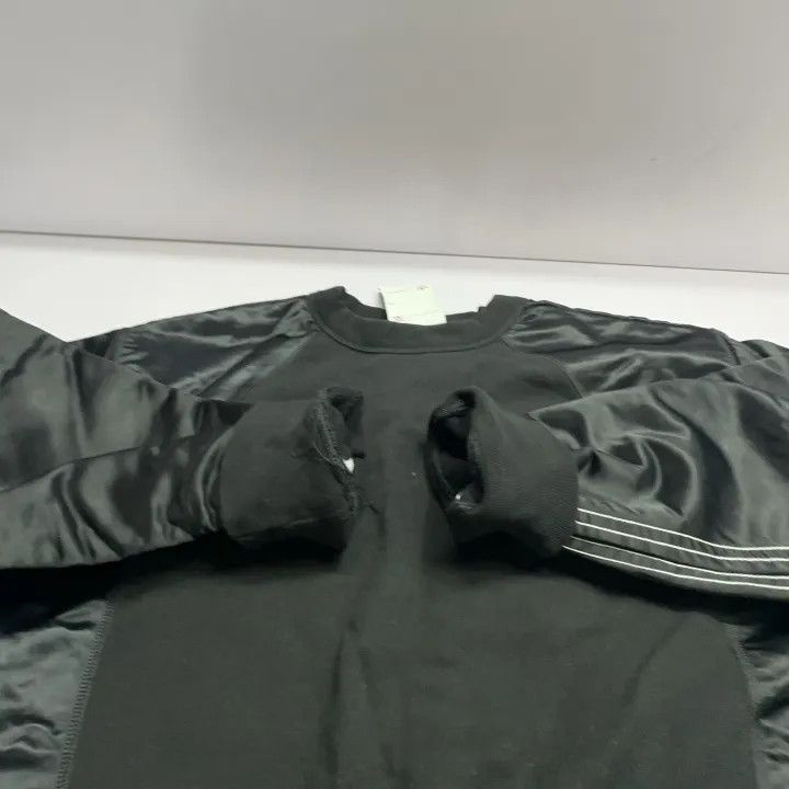 Alexander Wang Adidas Originals x Alexander Wang Long Sleeve Sweatshirt 0079 Size L / US 10 / IT 46 - 9 Thumbnail