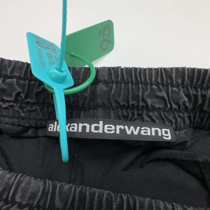 Alexander Wang Alexander Wang SS21 Black Apple Print Shorts 0079 Size 22" - 2 Thumbnail
