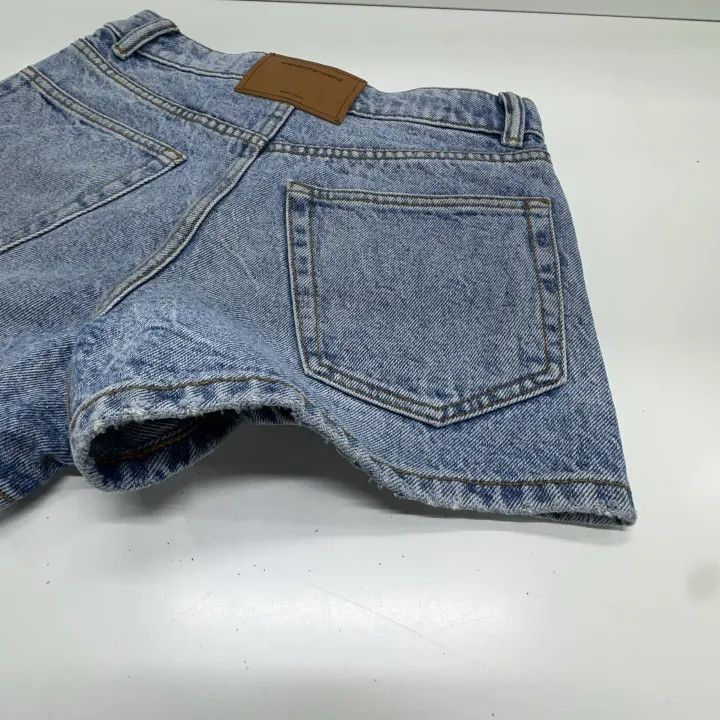 Alexander Wang Alexander Wang Casual Fashion Denim Shorts 0079 Size 25" / US 0 / IT 36 - 12 Thumbnail