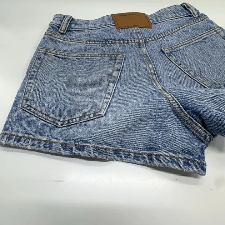 Alexander Wang Alexander Wang Casual Fashion Denim Shorts 0079 Size 25" / US 0 / IT 36 - 11 Thumbnail