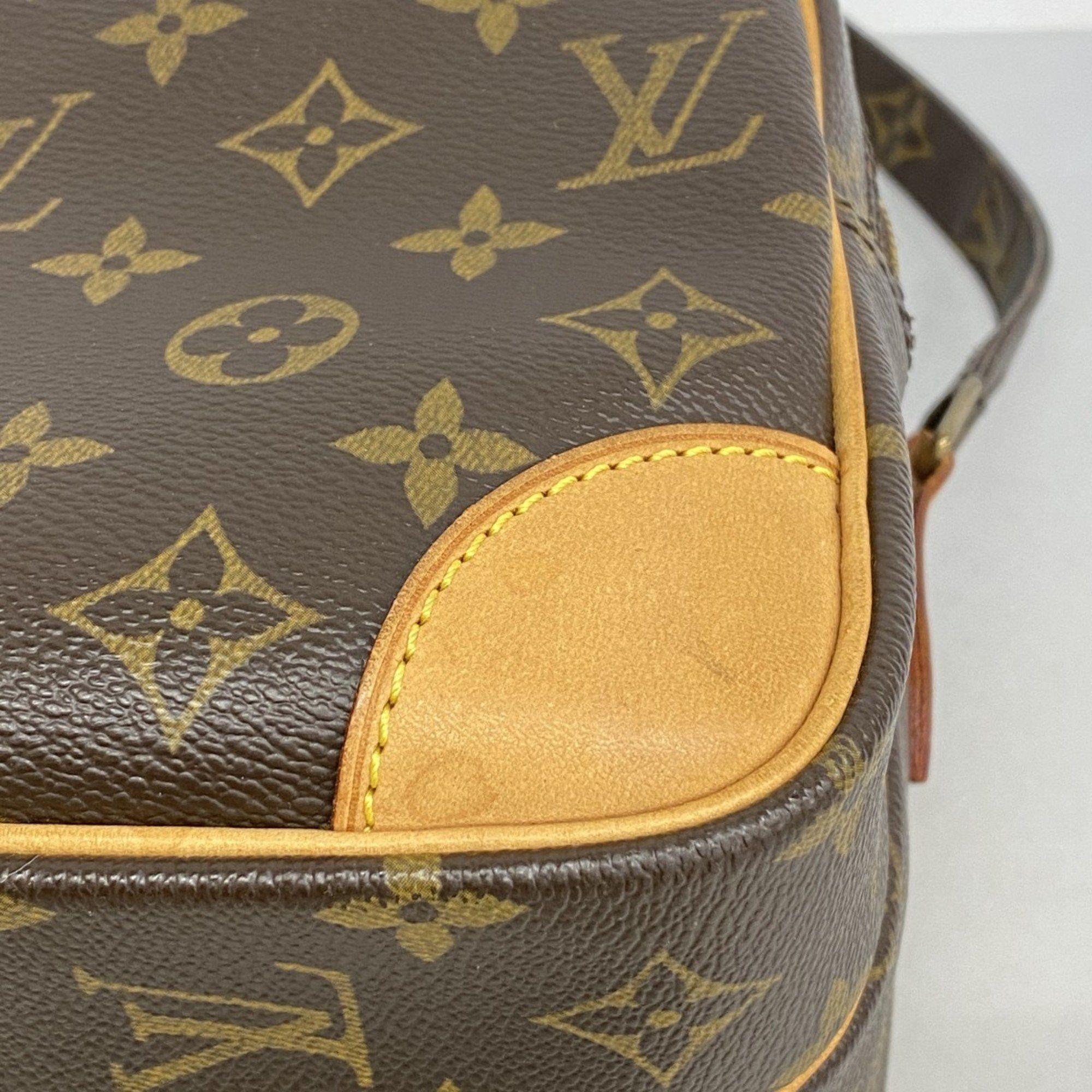 Louis Vuitton Louis Vuitton Nile shoulder Size ONE SIZE - 5 Thumbnail