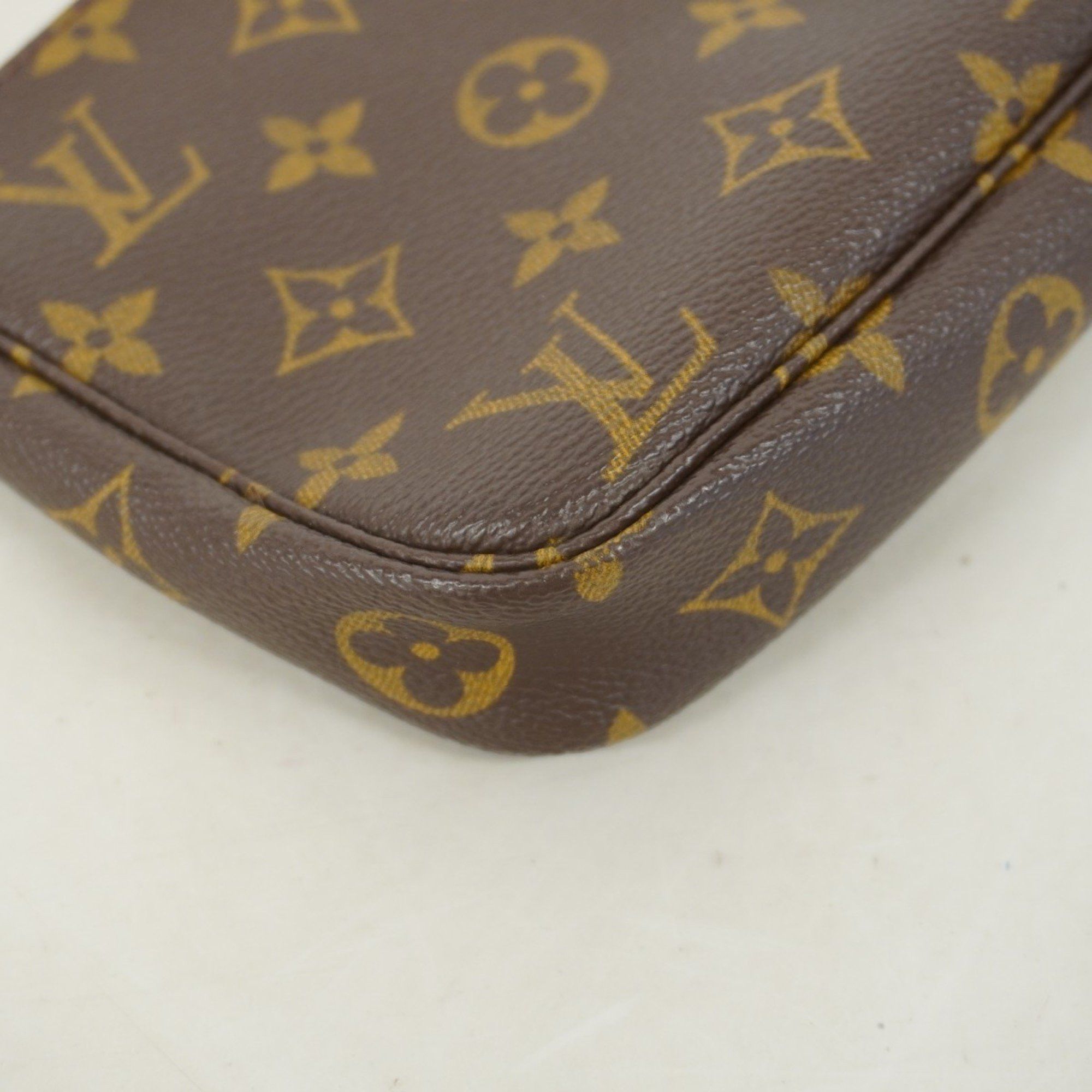 Louis Vuitton Louis Vuitton Pochette Accessoire clutch Size ONE SIZE - 5 Thumbnail