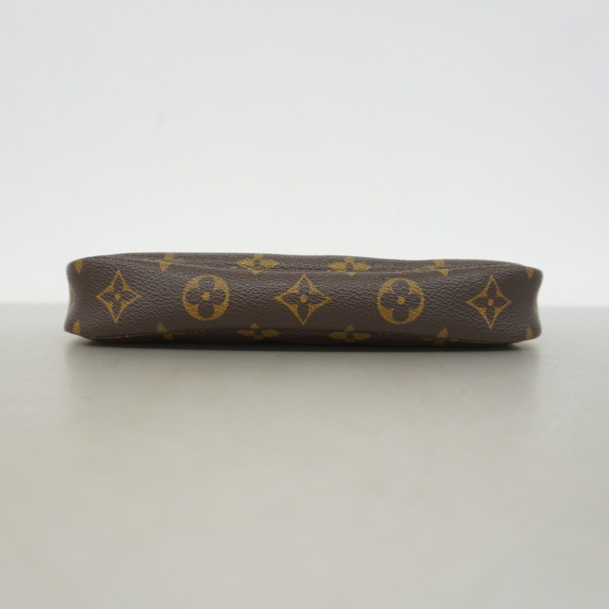Louis Vuitton Louis Vuitton Pochette Accessoire clutch Size ONE SIZE - 6 Thumbnail