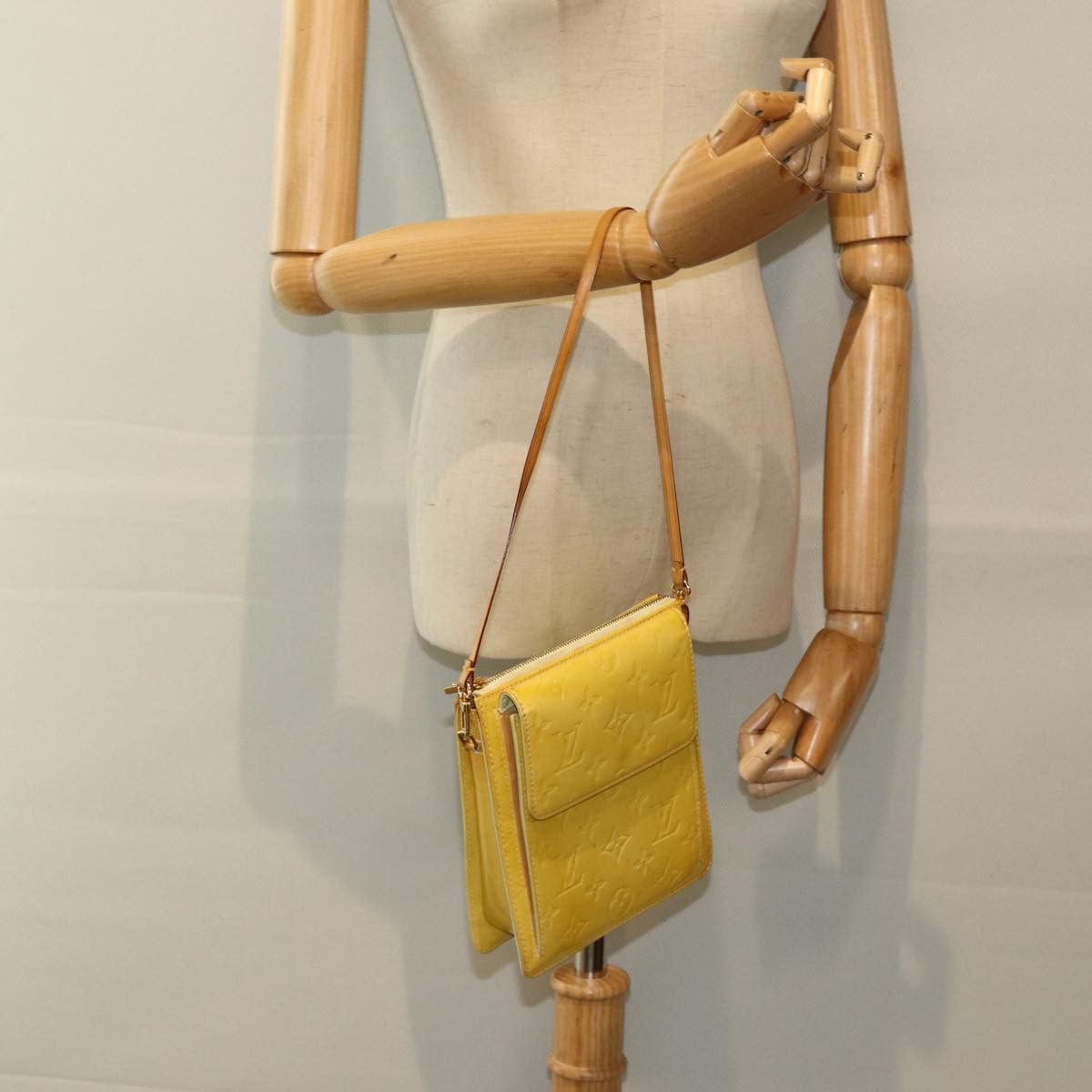 Louis Vuitton Louis Vuitton Mott clutch Size ONE SIZE - 10 Thumbnail