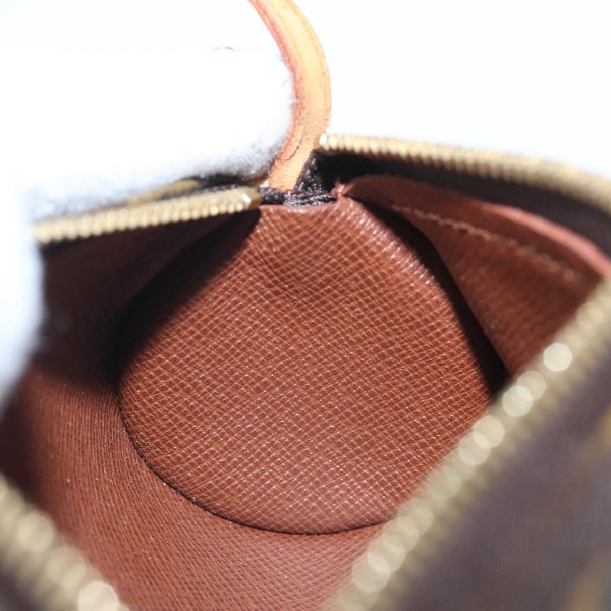 Louis Vuitton Louis Vuitton Papillon clutch Size ONE SIZE - 19 Thumbnail