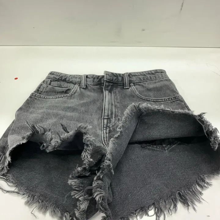 Alexander Wang Alexander Wang Casual Stylish Black Shorts 0079 Size 27" / US 4 / IT 40 - 7 Thumbnail