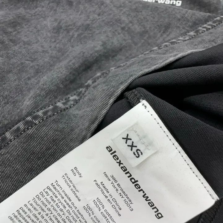 Alexander Wang Alexander Wang SS22 Acid Washed T-Shirt 0079 Size XXS / US 00 / IT 34 - 5 Thumbnail