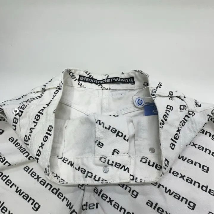 Alexander Wang Women's Logo Print Casual Shorts 0079