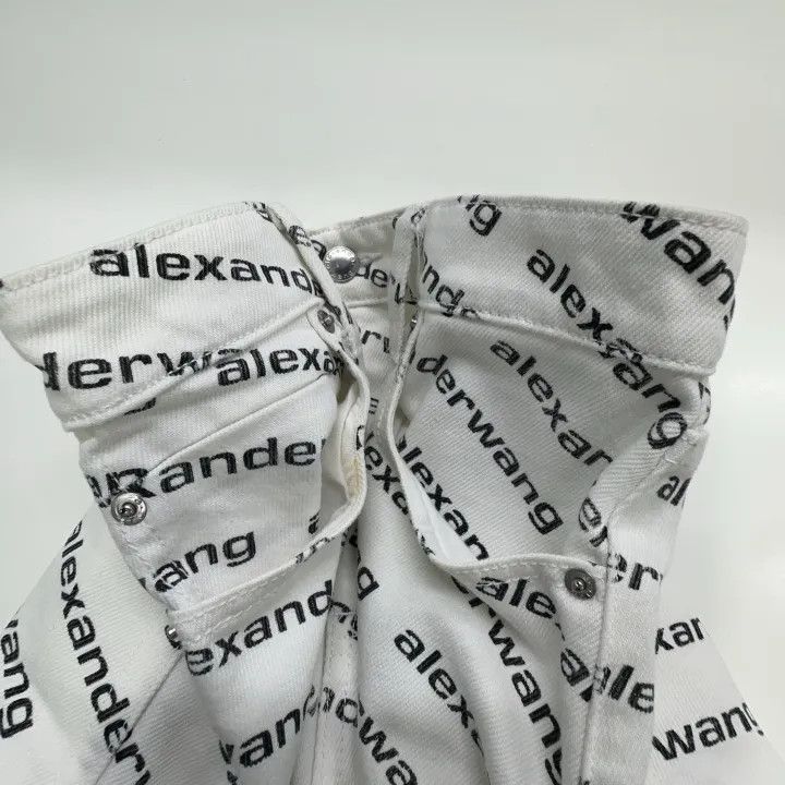 Alexander Wang Women's Logo Print Casual Shorts 0079