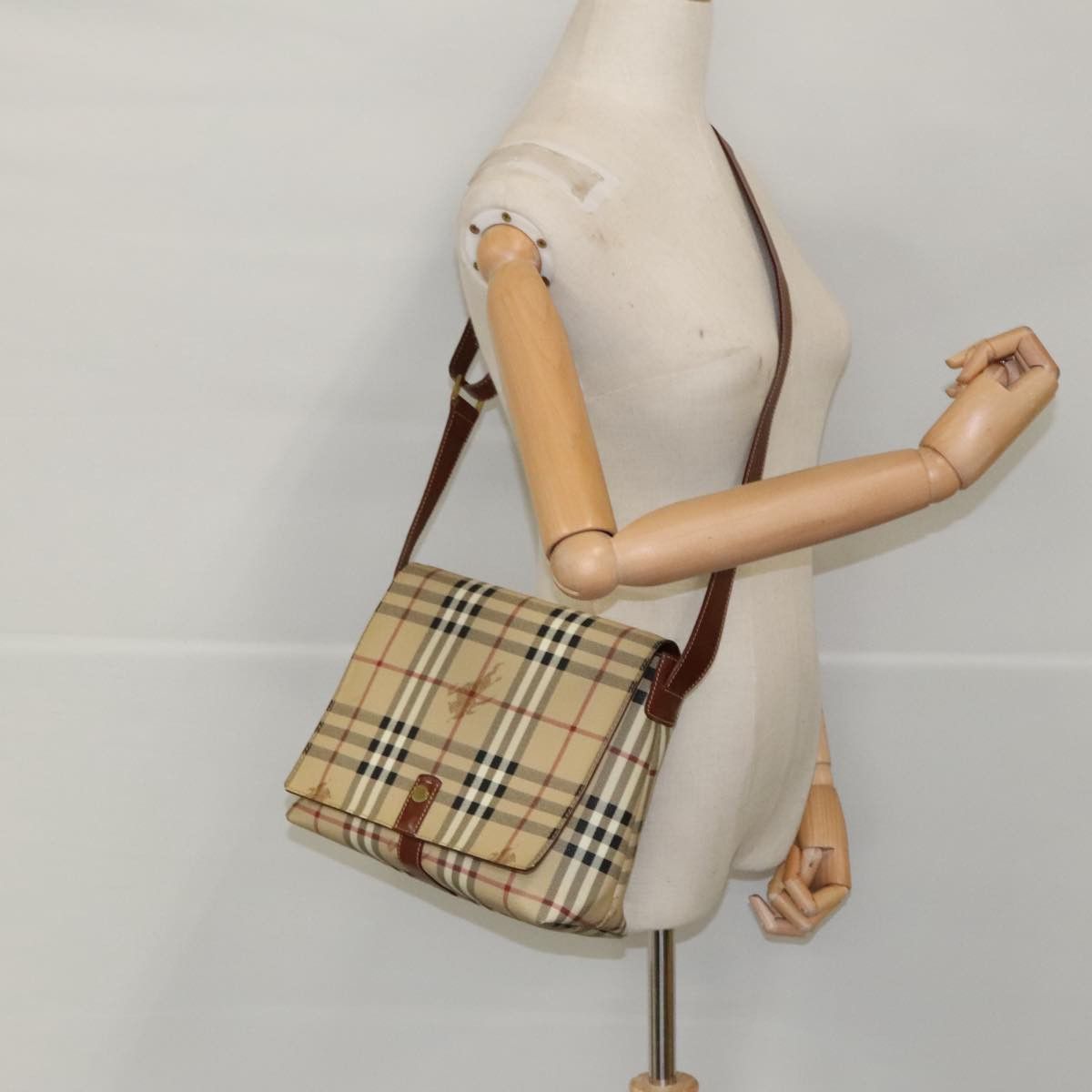 Burberry Burberry Nova Check shoulder Size ONE SIZE - 23 Thumbnail