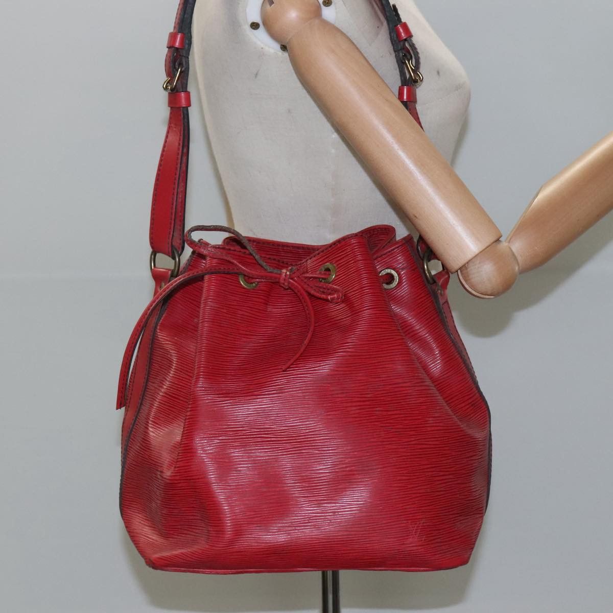 Louis Vuitton Louis Vuitton Petit Noé shoulder Size ONE SIZE - 22 Thumbnail