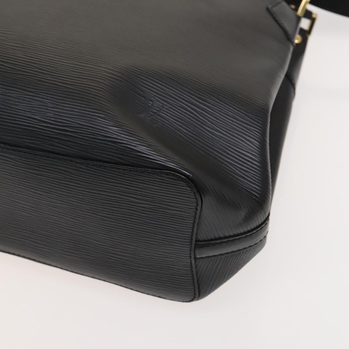 Louis Vuitton Louis Vuitton Mandala shoulder Size ONE SIZE - 8 Thumbnail