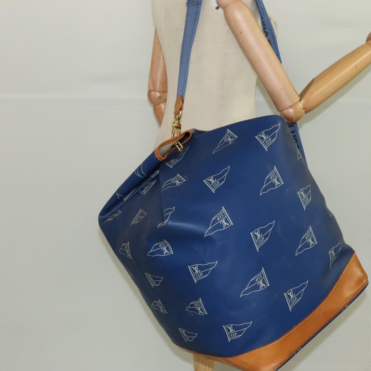 Louis Vuitton Louis Vuitton Marin shoulder Size ONE SIZE - 25 Thumbnail