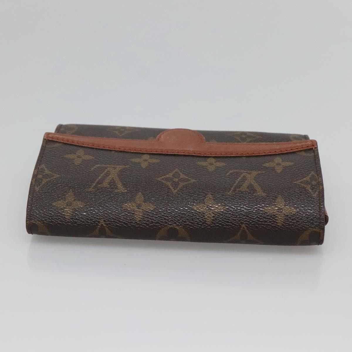 Louis Vuitton Louis Vuitton Arche clutch Size ONE SIZE - 15 Thumbnail