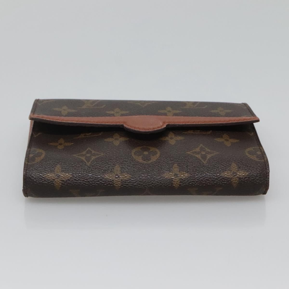 Louis Vuitton Louis Vuitton Arche clutch Size ONE SIZE - 16 Thumbnail