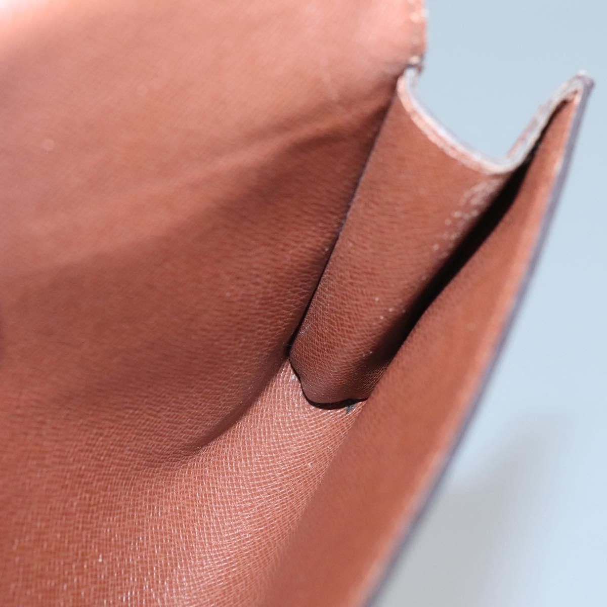 Louis Vuitton Louis Vuitton Arche clutch Size ONE SIZE - 12 Thumbnail