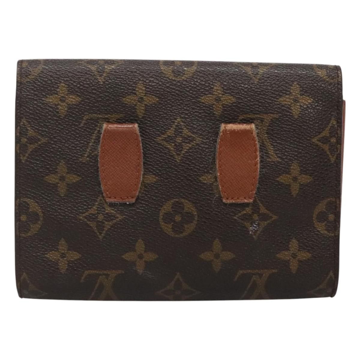 Louis Vuitton Louis Vuitton Arche clutch Size ONE SIZE - 2 Thumbnail