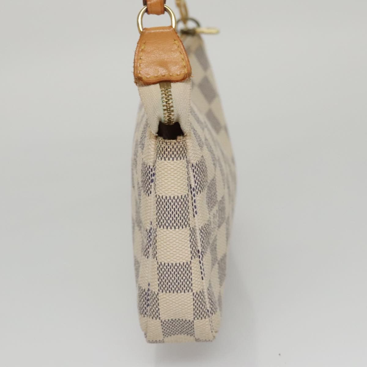 Louis Vuitton Louis Vuitton Pochette Accessoire clutch Size ONE SIZE - 3 Thumbnail