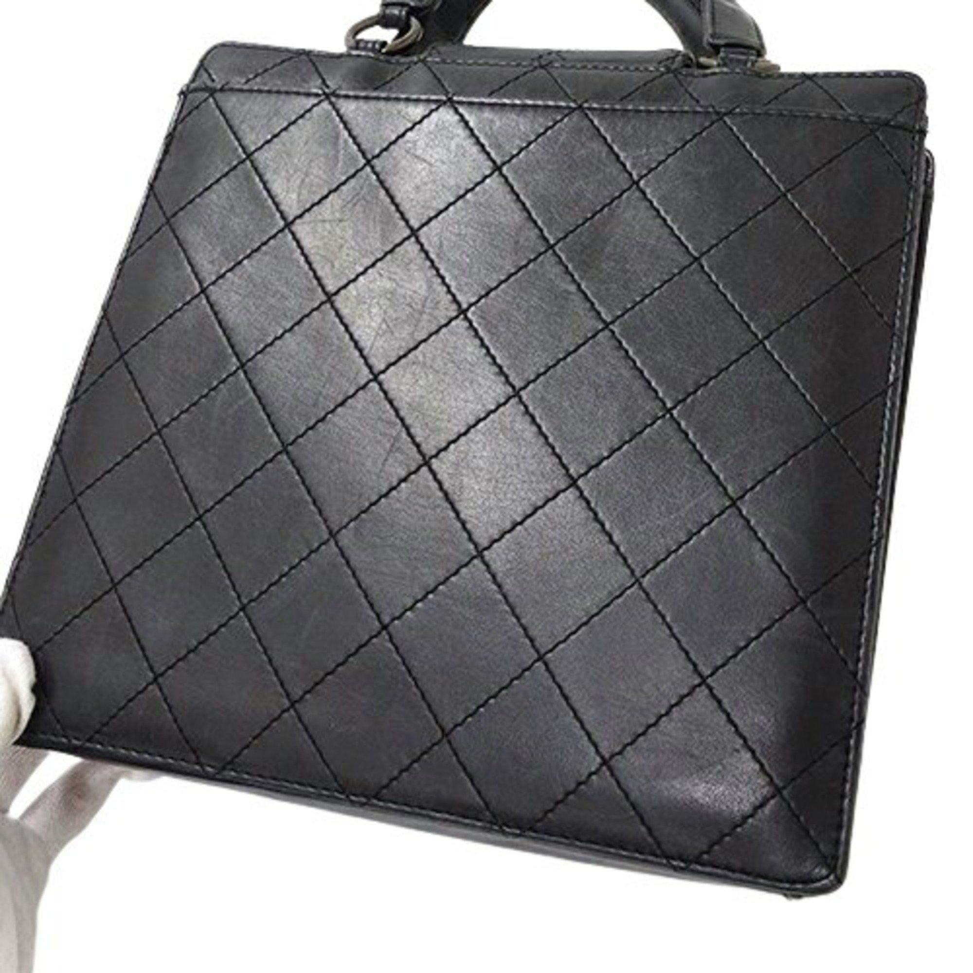 Chanel Chanel Matelassé handbag Size ONE SIZE - 12 Thumbnail