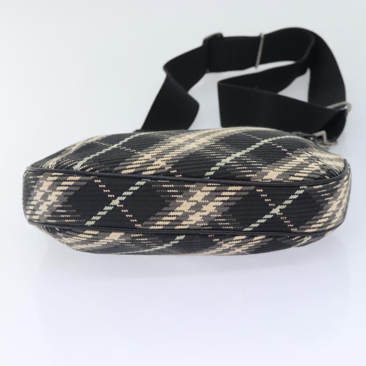Burberry Burberry Nova Check shoulder Size ONE SIZE - 18 Thumbnail