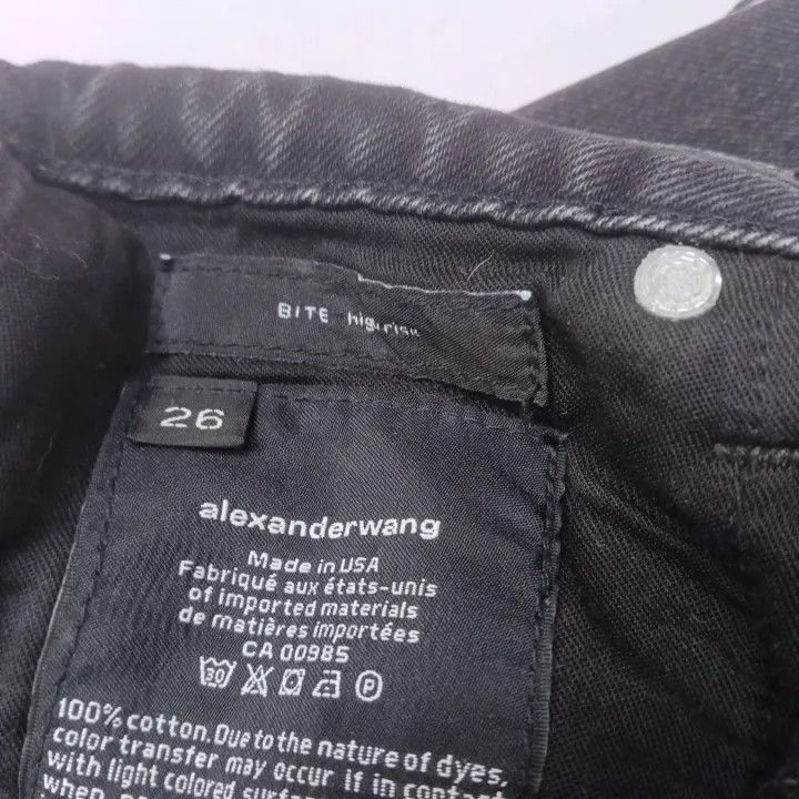 Alexander Wang Alexander Wang Distressed Raw Hem Denim Shorts 0079 Size 26" / US 2 / IT 38 - 3 Thumbnail