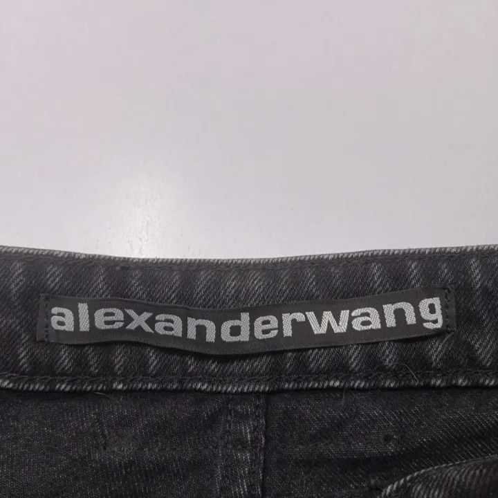 Alexander Wang Alexander Wang Distressed Raw Hem Denim Shorts 0079 Size 26" / US 2 / IT 38 - 2 Thumbnail