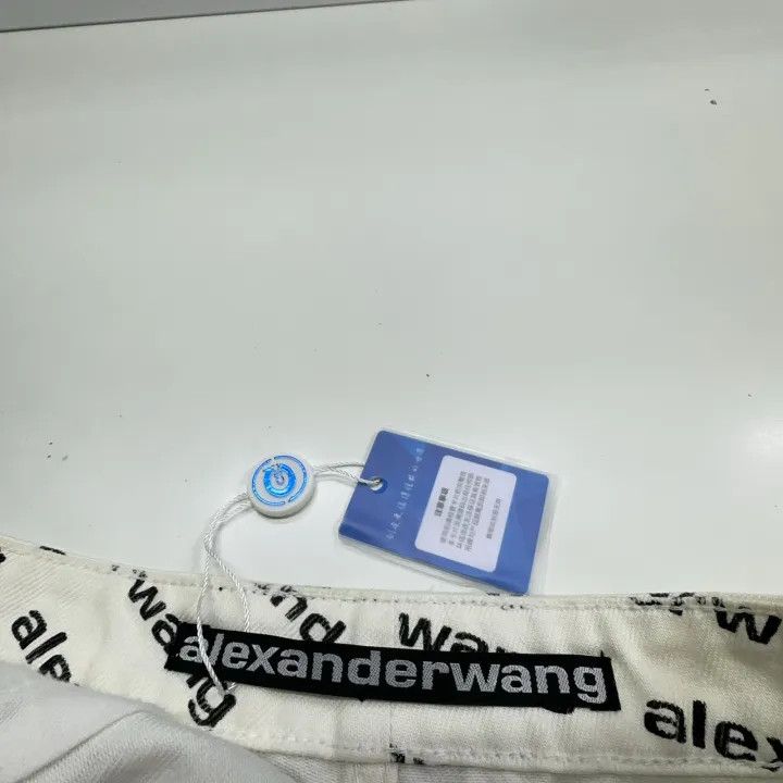 Alexander Wang Alexander Wang Logo Print Casual Shorts for Women 0079 Size 27" / US 4 / IT 40 - 3 Thumbnail