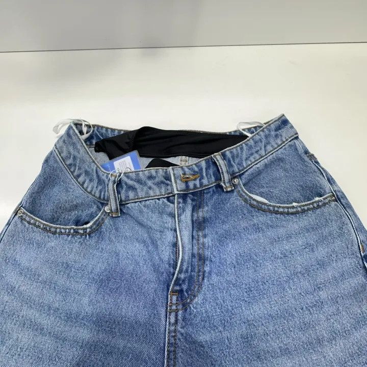 Alexander Wang Alexander Wang Asymmetric Flare High-Waisted Jeans 0079 Size 26" / US 2 / IT 38 - 7 Thumbnail