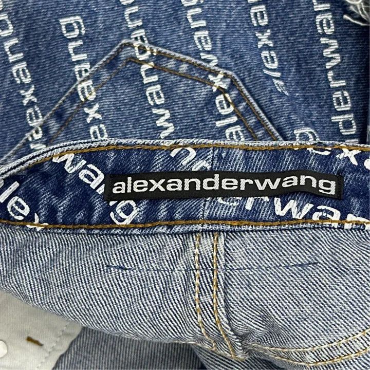 Alexander Wang Alexander Wang Logo Print Frayed Denim Shorts 0079 Size 25" / US 0 / IT 36 - 3 Thumbnail