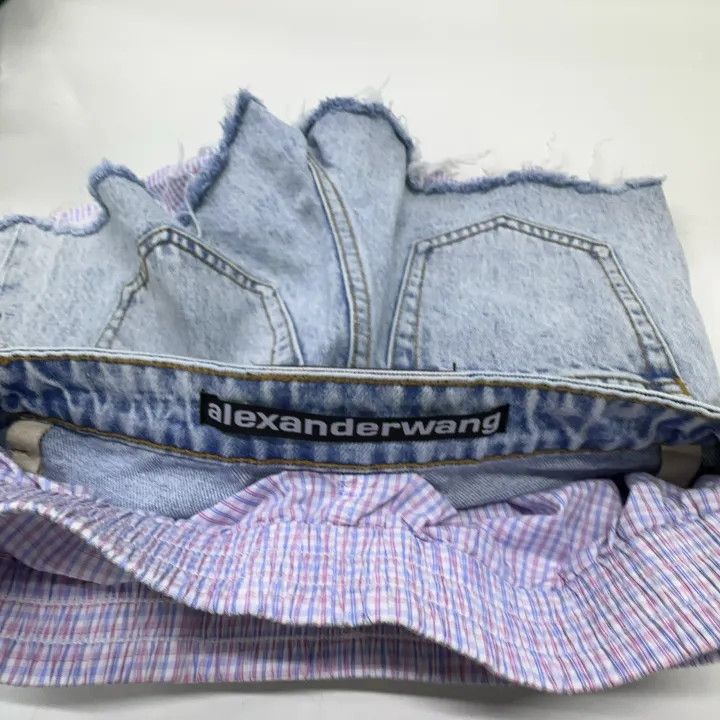 Alexander Wang Alexander Wang SS22 Distressed Denim Shorts for Women 0079 Size 24" / US 00 / IT 34 - 6 Thumbnail