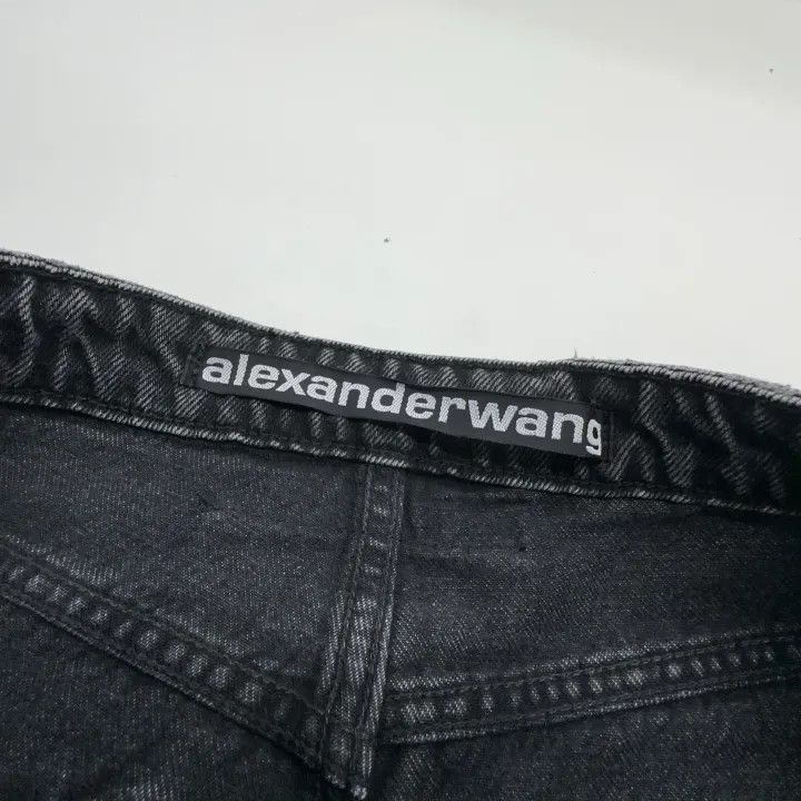 Alexander Wang Alexander Wang Distressed Denim Shorts for Women 0079 Size 26" / US 2 / IT 38 - 3 Thumbnail