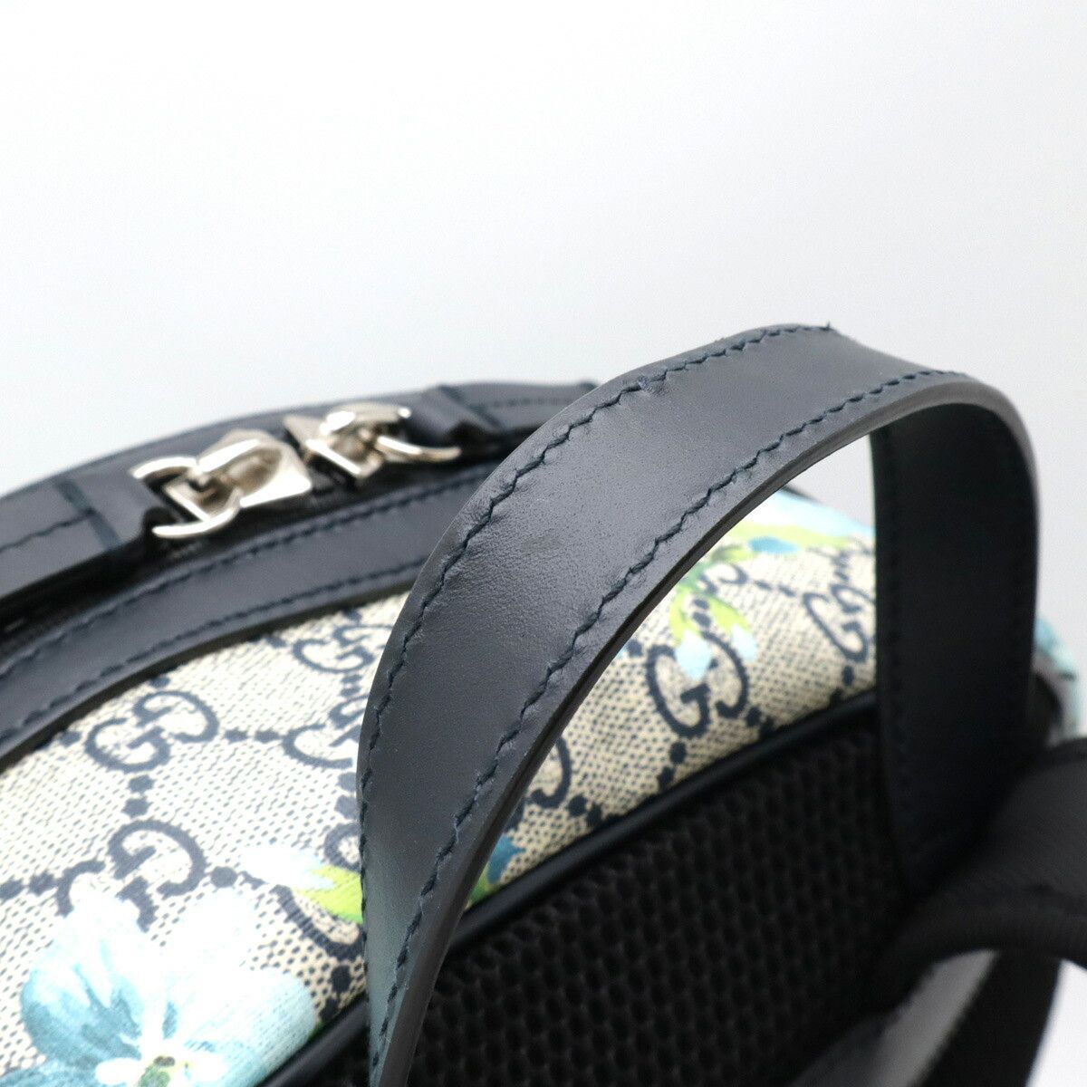 Gucci Gucci Gucci GG Blooms GG Supreme PVC Leather Backpack Canvas Backpack 406370 Size ONE SIZE - 5 Thumbnail