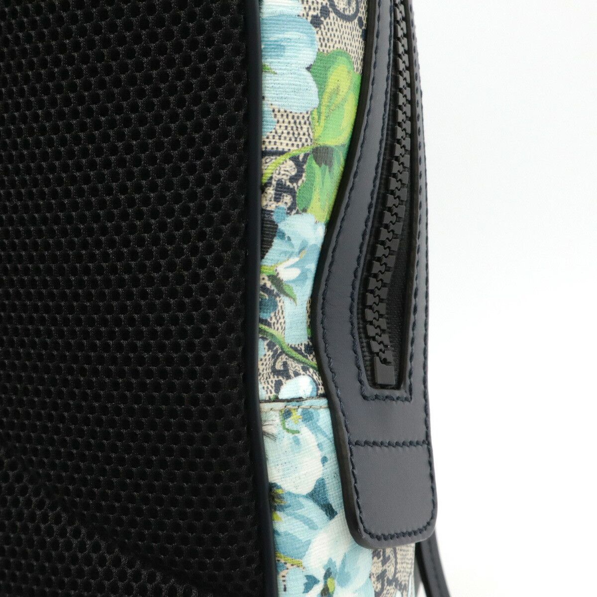 Gucci Gucci Gucci GG Blooms GG Supreme PVC Leather Backpack Canvas Backpack 406370 Size ONE SIZE - 4 Thumbnail