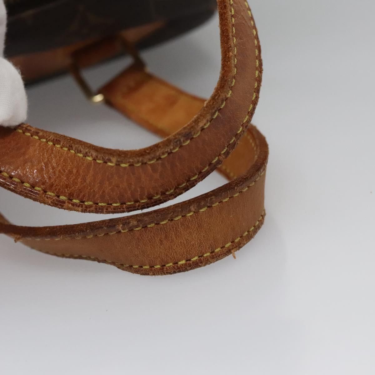 Louis Vuitton Louis Vuitton Excursion handbag Size ONE SIZE - 5 Thumbnail