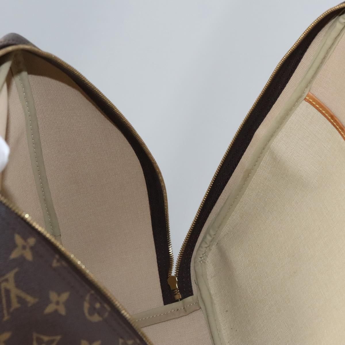 Louis Vuitton Louis Vuitton Excursion handbag Size ONE SIZE - 21 Thumbnail