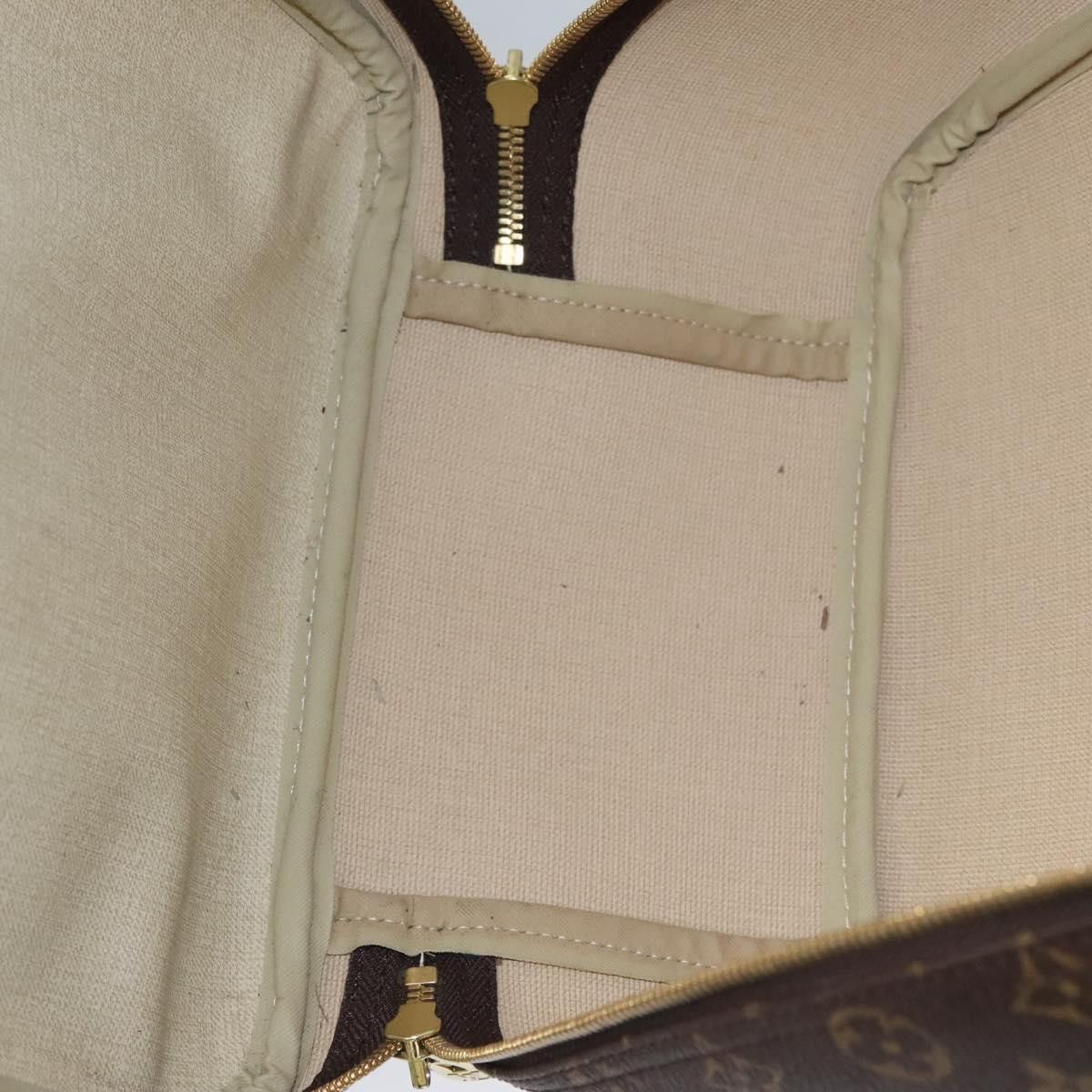 Louis Vuitton Louis Vuitton Excursion handbag Size ONE SIZE - 13 Thumbnail