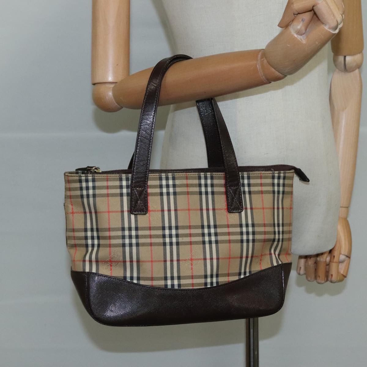 Burberry Burberry Nova Check handbag Size ONE SIZE - 14 Thumbnail