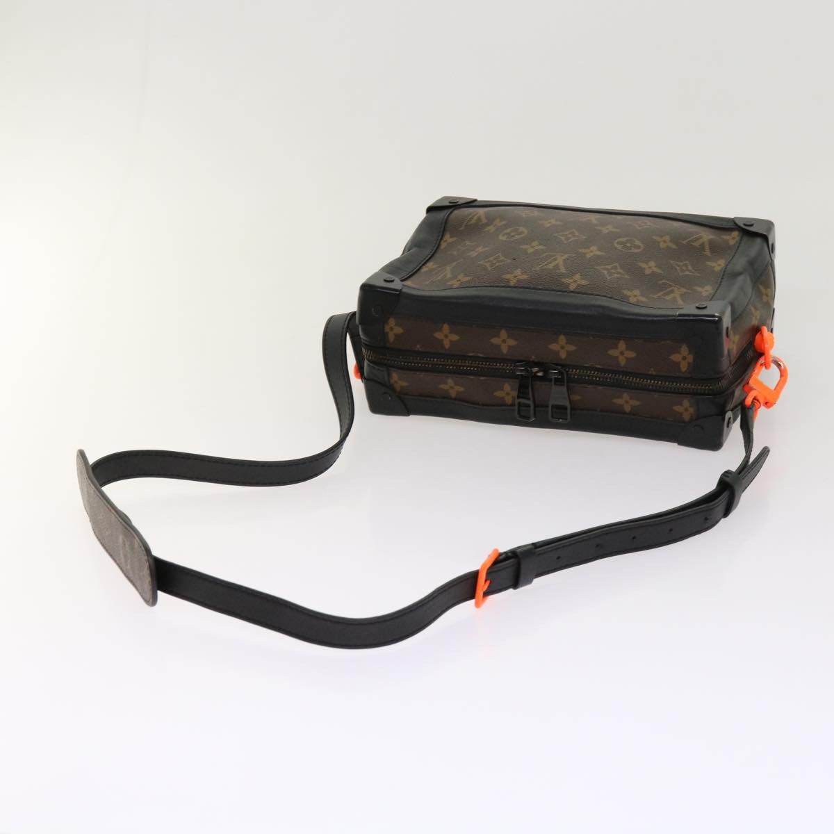 Louis Vuitton Louis Vuitton Trunk shoulder Size ONE SIZE - 4 Thumbnail