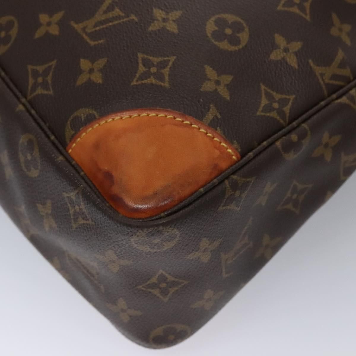 Louis Vuitton Louis Vuitton Boulogne shoulder Size ONE SIZE - 9 Thumbnail