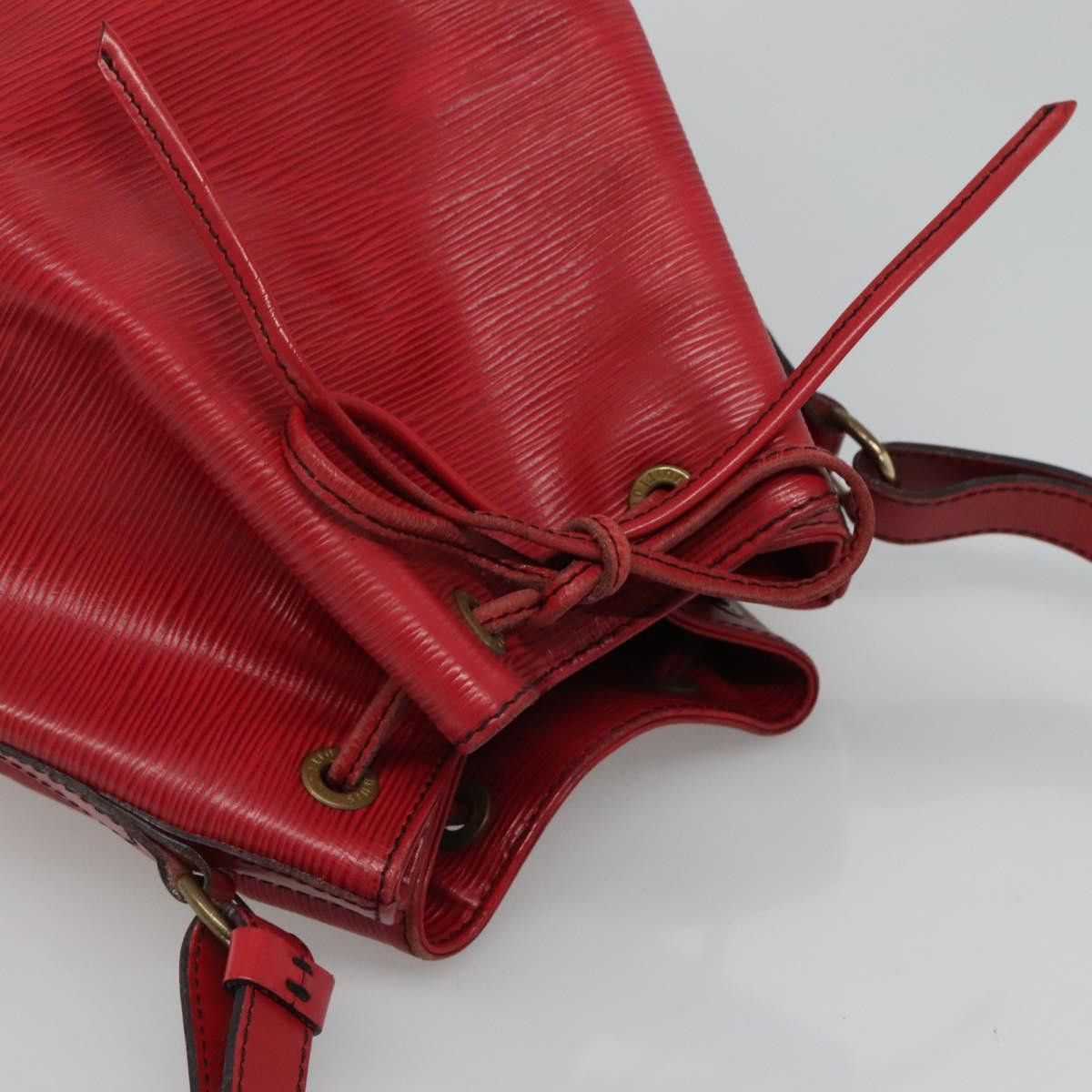 Louis Vuitton Louis Vuitton Petit Noé shoulder Size ONE SIZE - 13 Thumbnail
