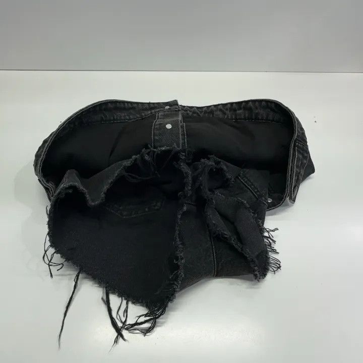 Alexander Wang Alexander Wang Vintage Black Denim Shorts for Women 0079 Size 24" / US 00 / IT 34 - 9 Thumbnail