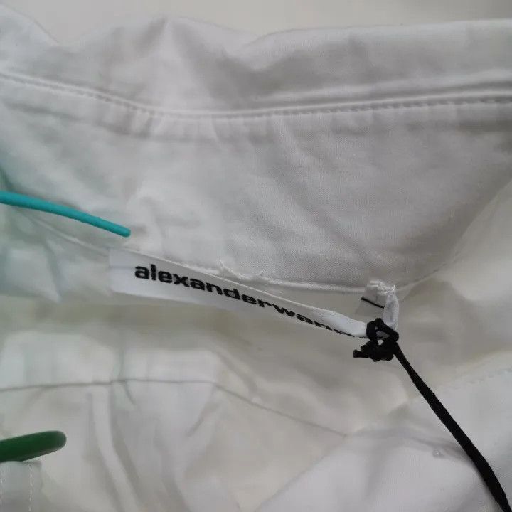 Alexander Wang Alexander Wang SS22 White Off-Shoulder Long Sleeve Shirt 0079 Size XS / US 0-2 / IT 36-38 - 4 Thumbnail