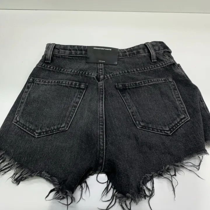 Alexander Wang Alexander Wang Gray Denim Cutoff Shorts for Women 0079 Size 24" / US 00 / IT 34 - 9 Thumbnail