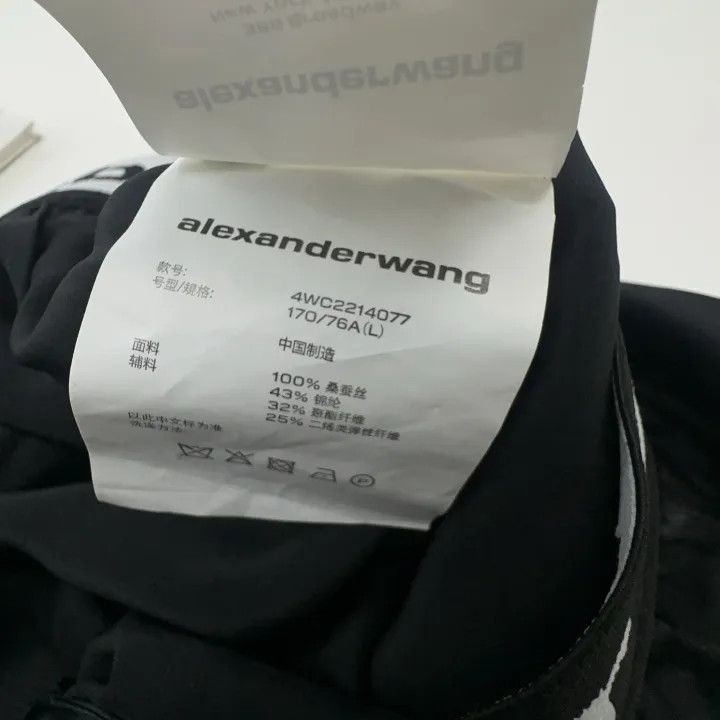Alexander Wang Alexander Wang Logo Printed Summer Shorts for Women 0079 Size 28" / US 6 / IT 42 - 2 Thumbnail