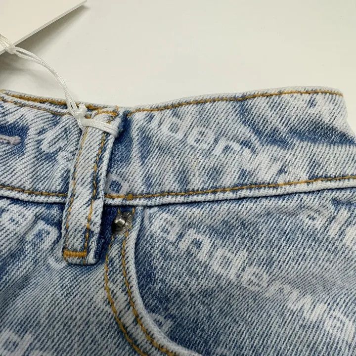 Alexander Wang Alexander Wang Logo Denim Shorts for Women 0079 Size 25" / US 0 / IT 36 - 9 Thumbnail