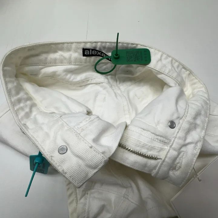 Alexander Wang Alexander Wang Women's High-Waisted White Shorts 0079 Size 25" / US 0 / IT 36 - 6 Thumbnail